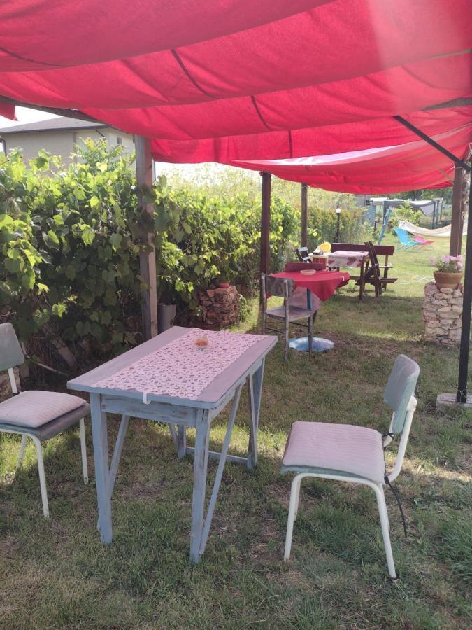 Guest House Viola Ezerets Dış mekan fotoğraf